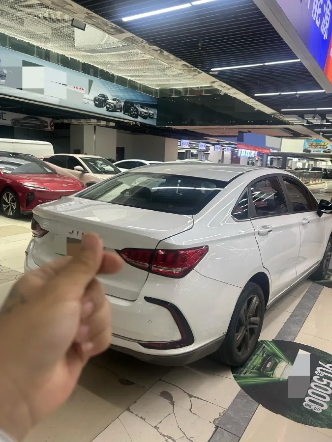 2022 Bestune B70 2.0T 224HP L4 6AT,autocango,china used car exporter,china ev exporter,chinese used car exporter,chinese used ev exporter