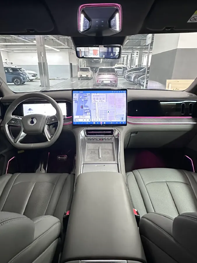 2025 Denza DenzaN9 2.0T 207HP L4 E-CVT PHEV,autocango,china used car exporter,china ev exporter,chinese used car exporter,chinese used ev exporter