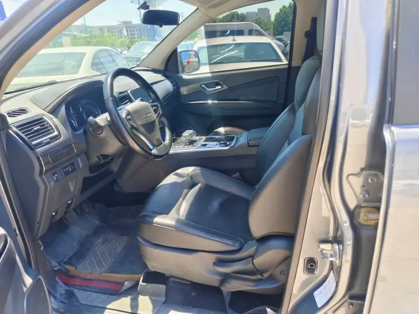 2022 Isuzu LingTuo 2.0T 220HP L4 8AT,autocango,china used car exporter,china ev exporter,chinese used car exporter,chinese used ev exporter