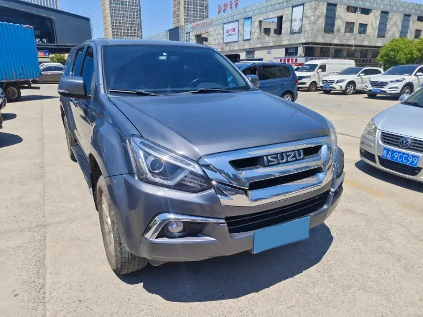 2022 Isuzu LingTuo 2.0T 220HP L4 8AT,autocango,china used car exporter,china ev exporter,chinese used car exporter,chinese used ev exporter