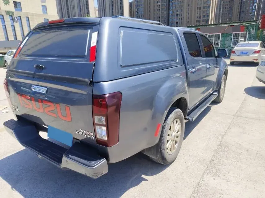 2022 Isuzu LingTuo 2.0T 220HP L4 8AT,autocango,china used car exporter,china ev exporter,chinese used car exporter,chinese used ev exporter