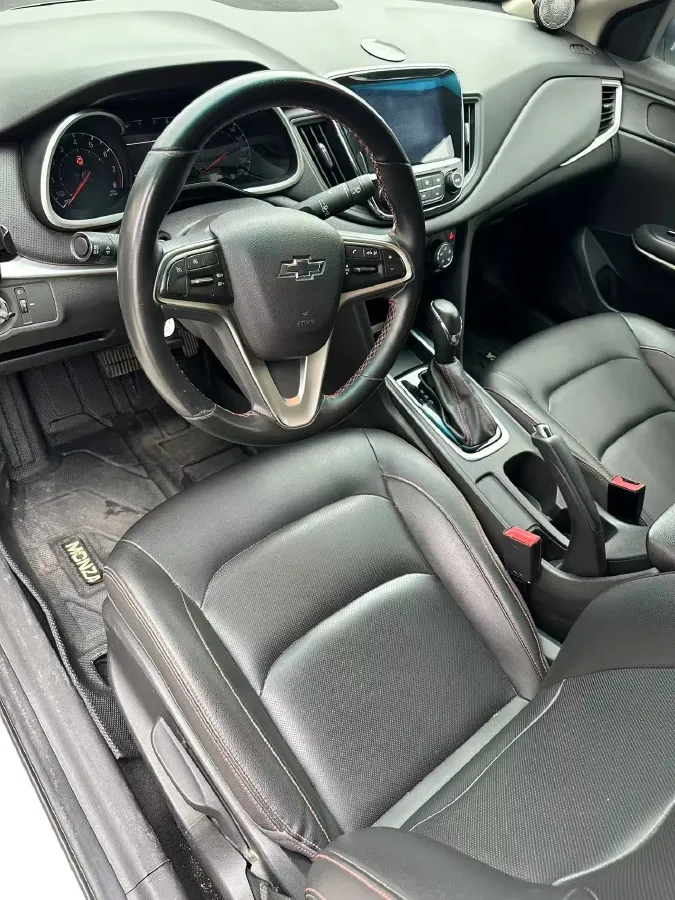 2020 Chevrolet Monza 1.0T 125HP L3 6DCT,autocango,china used car exporter,china ev exporter,chinese used car exporter,chinese used ev exporter