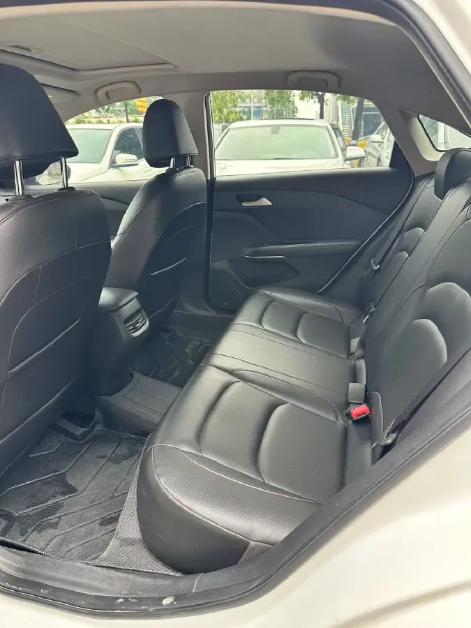2020 Chevrolet Monza 1.0T 125HP L3 6DCT,autocango,china used car exporter,china ev exporter,chinese used car exporter,chinese used ev exporter