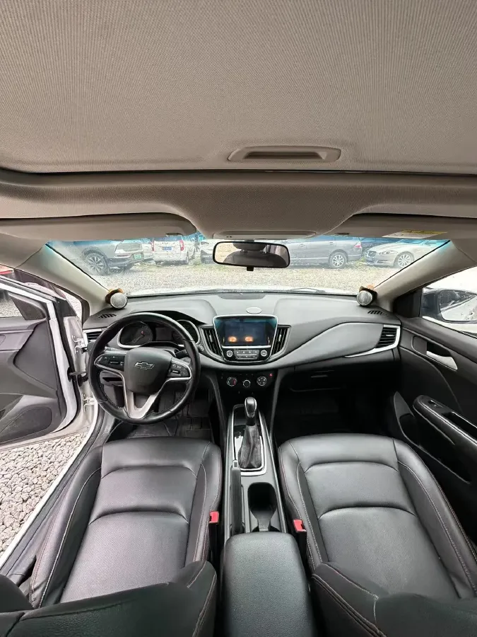 2020 Chevrolet Monza 1.0T 125HP L3 6DCT,autocango,china used car exporter,china ev exporter,chinese used car exporter,chinese used ev exporter