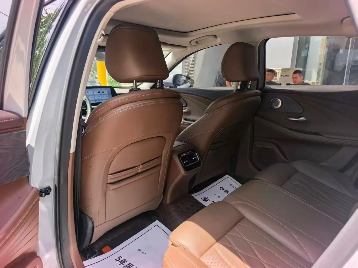 2023 Chery Arrizo 8 2.0T 254HP L4 7DCT,autocango,china used car exporter,china ev exporter,chinese used car exporter,chinese used ev exporter