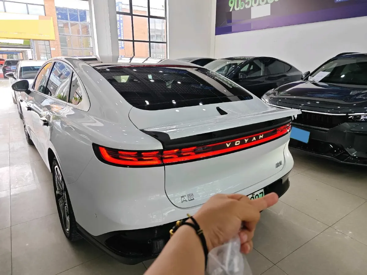 2023 Voyah ZhuiGuang BEV 82.11KWH,autocango,china used car exporter,china ev exporter,chinese used car exporter,chinese used ev exporter