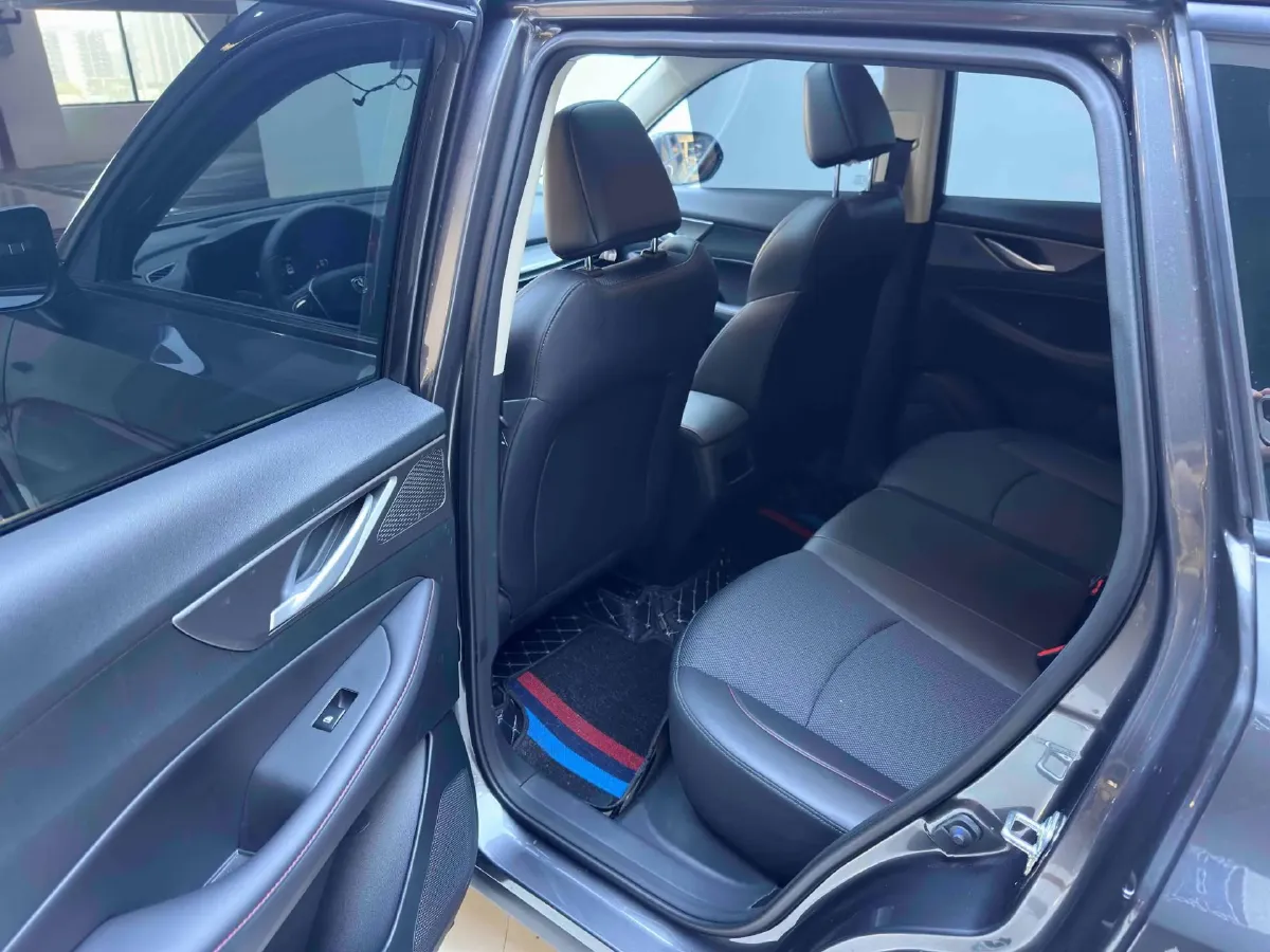 2023 ChangAn CS35 Plus 1.4T 160HP L4 7DCT,autocango,china used car exporter,china ev exporter,chinese used car exporter,chinese used ev exporter