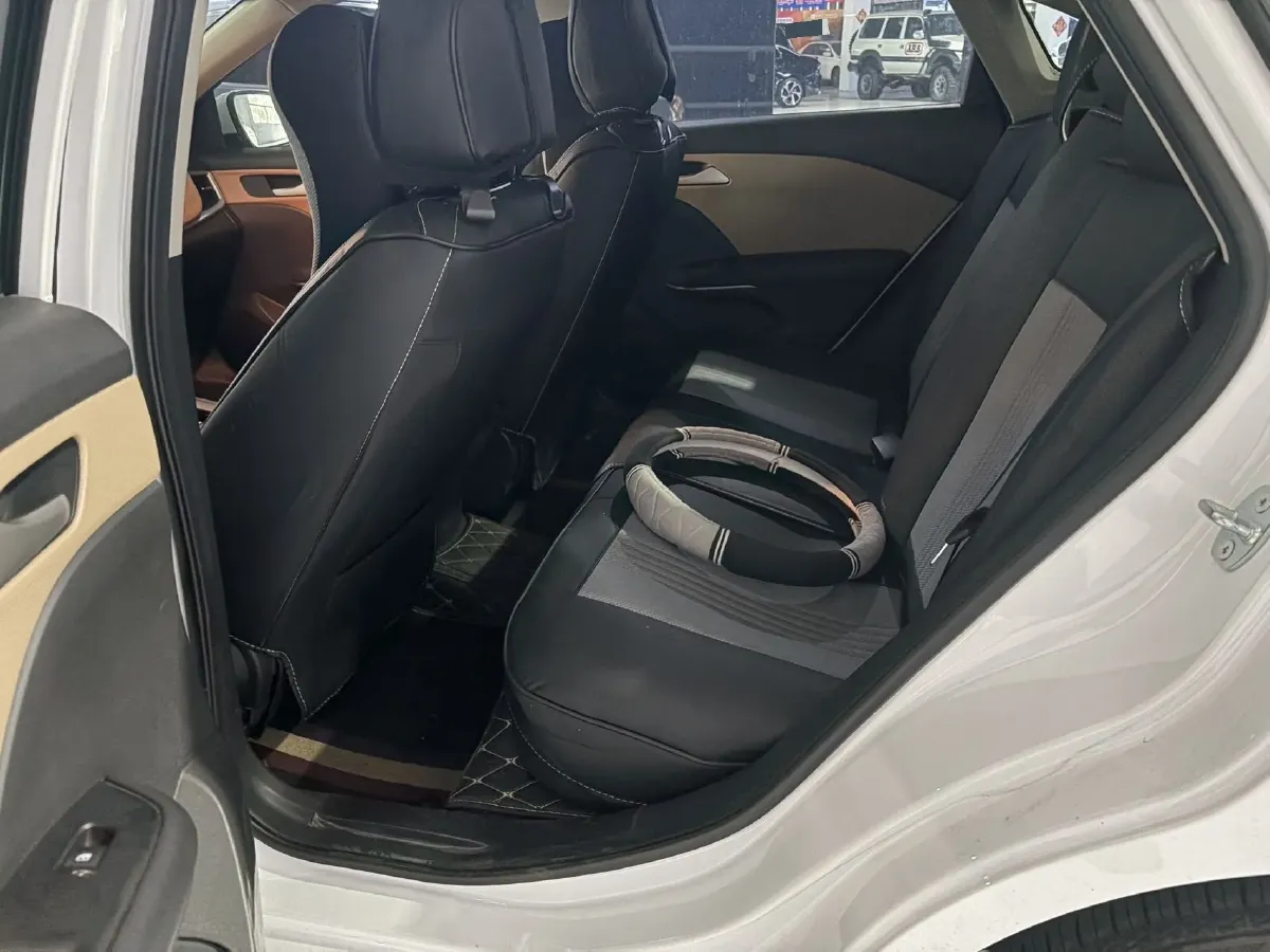 2021 Chevrolet Monza 1.5L 113HP L4 6AT,autocango,china used car exporter,china ev exporter,chinese used car exporter,chinese used ev exporter