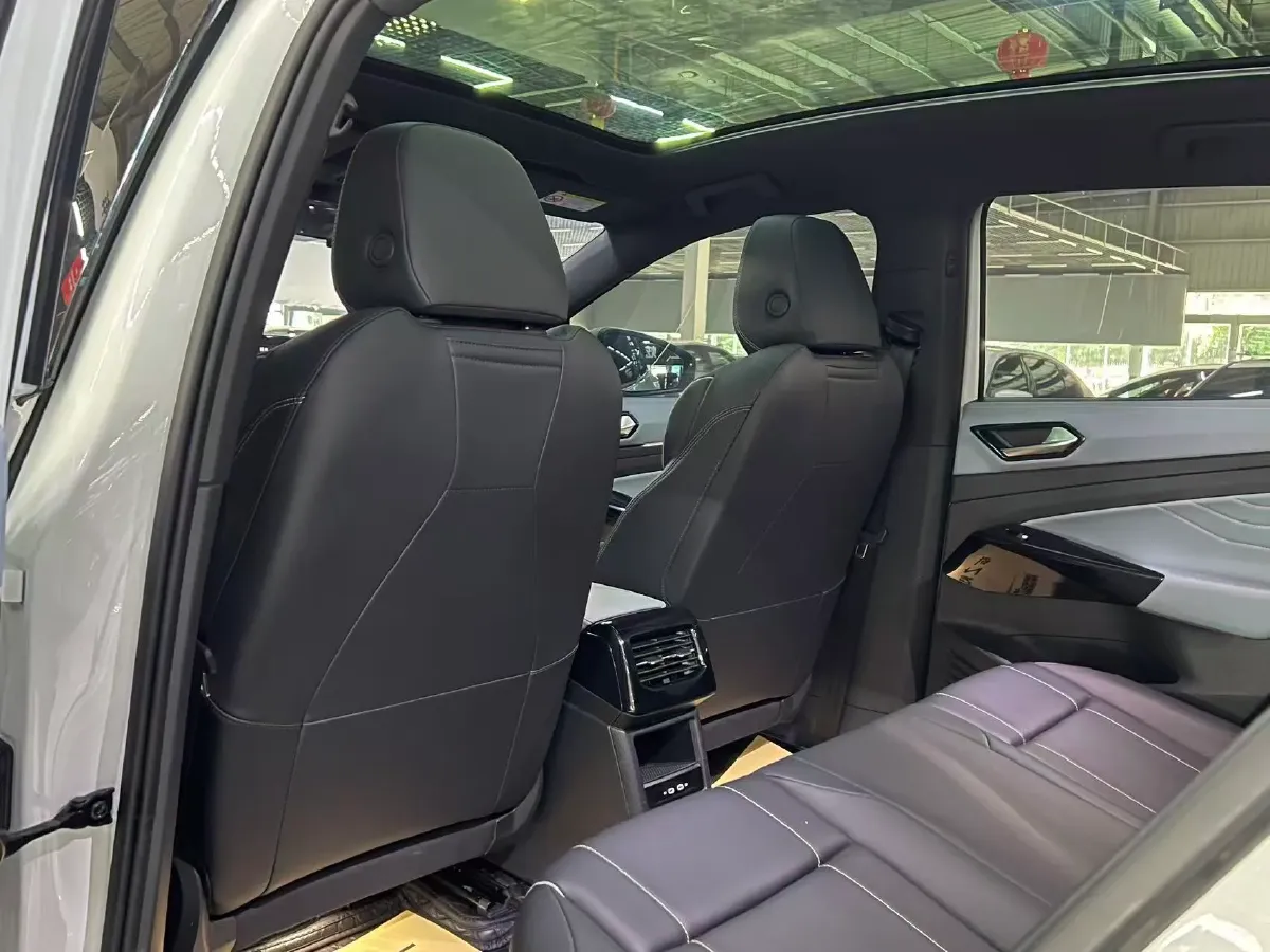 2023 Leapmotor C01 1.5L 95HP L4 REEV 43.7KWH,autocango,china used car exporter,china ev exporter,chinese used car exporter,chinese used ev exporter