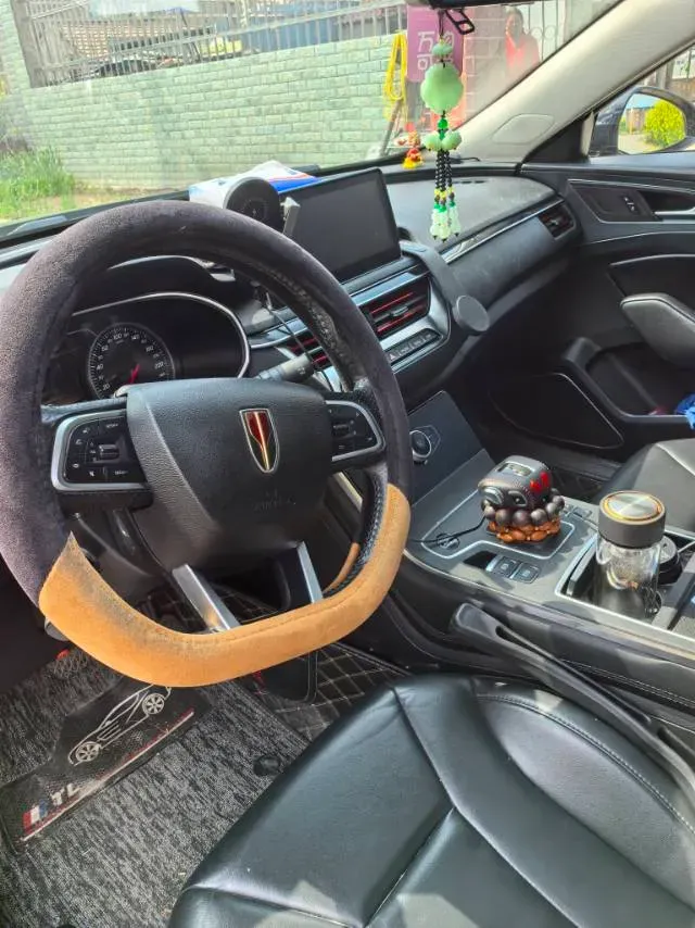 2022 HongQi H5 1.5T 169HP L4 7DCT,autocango,china used car exporter,china ev exporter,chinese used car exporter,chinese used ev exporter