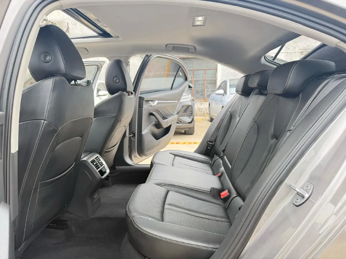 2021 Skoda Octavia 1.4T 150HP L4 7DCT,autocango,china used car exporter,china ev exporter,chinese used car exporter,chinese used ev exporter
