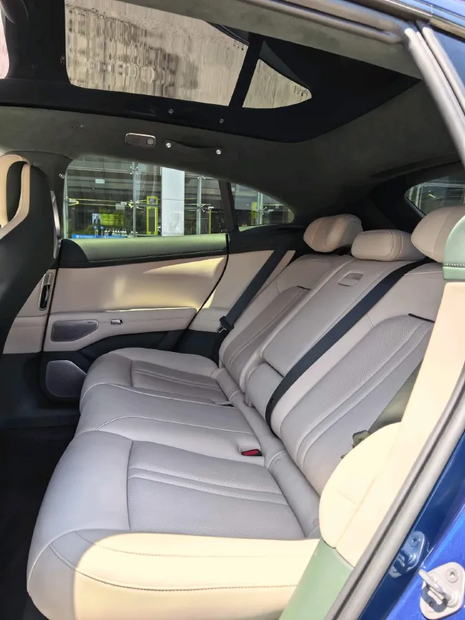 2025 MI YU7 BEV 101.7KWH,autocango,china used car exporter,china ev exporter,chinese used car exporter,chinese used ev exporter