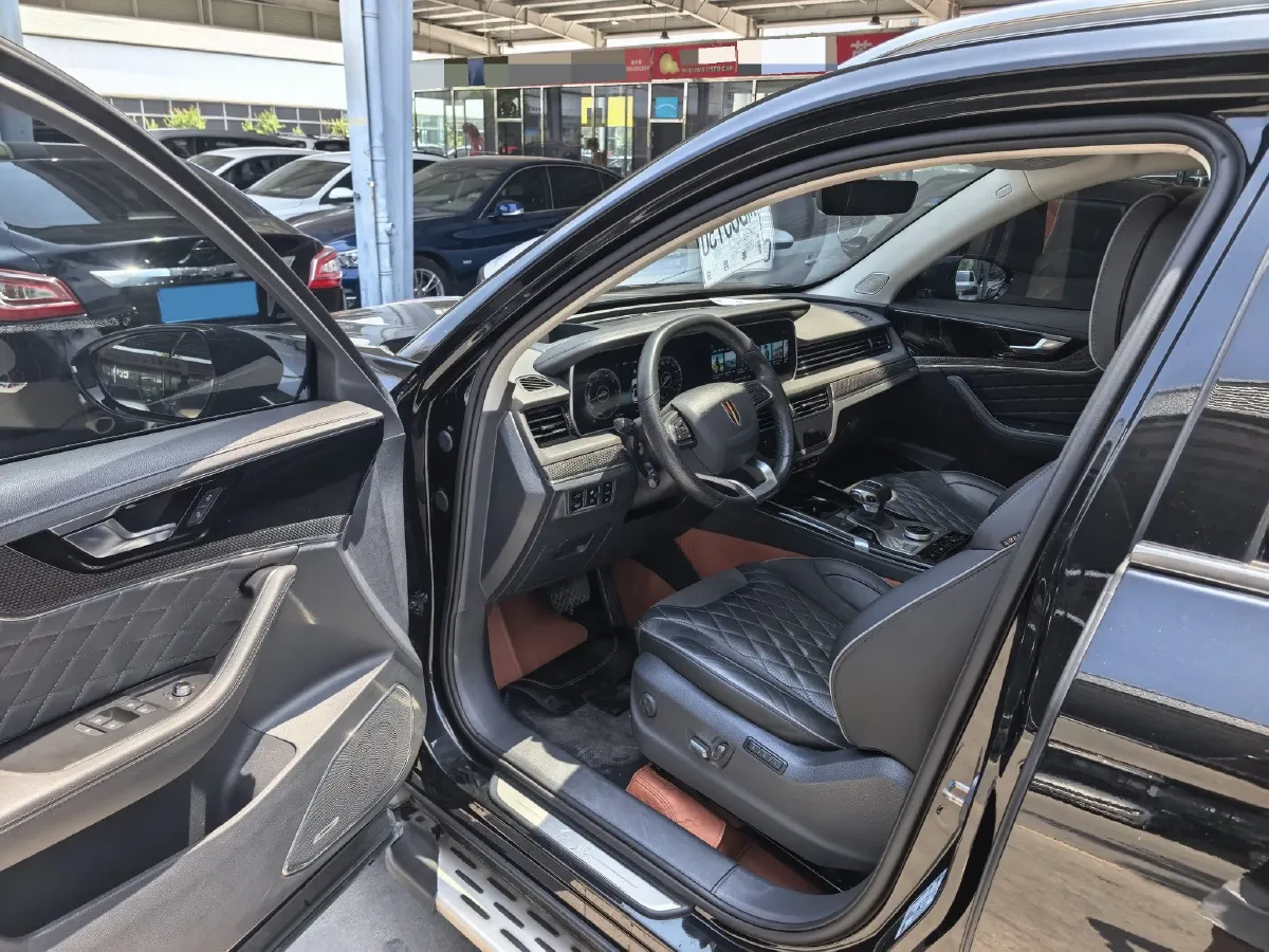 2019 HongQi HS5 2.0T 224HP L4 6AT,autocango,china used car exporter,china ev exporter,chinese used car exporter,chinese used ev exporter