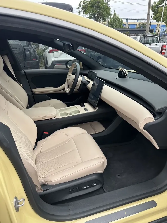 2022 JunTian HeiWuShi Youth 2.0T 203HP L4 6AT,autocango,china used car exporter,china ev exporter,chinese used car exporter,chinese used ev exporter