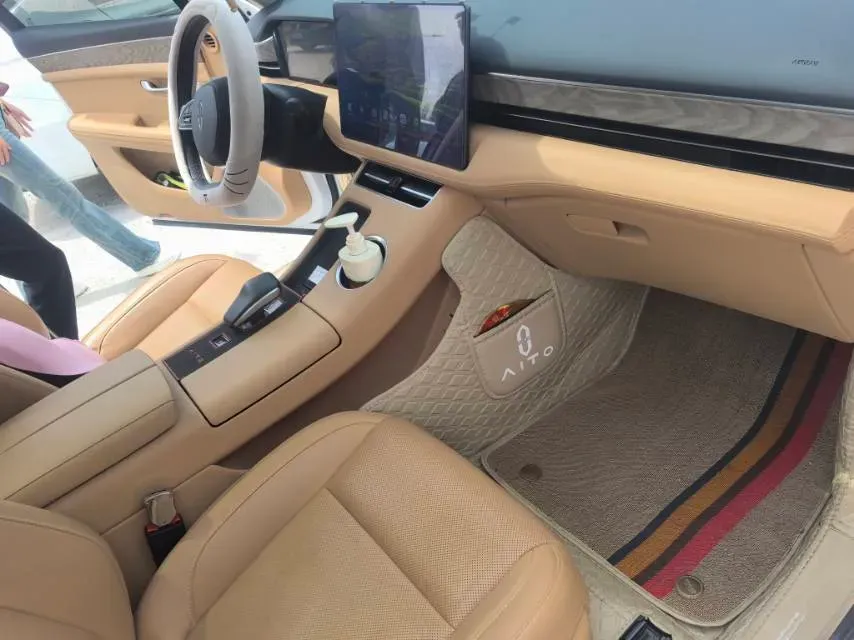 2022 Isuzu Mu-X 2.0T 220HP L4 8AT,autocango,china used car exporter,china ev exporter,chinese used car exporter,chinese used ev exporter