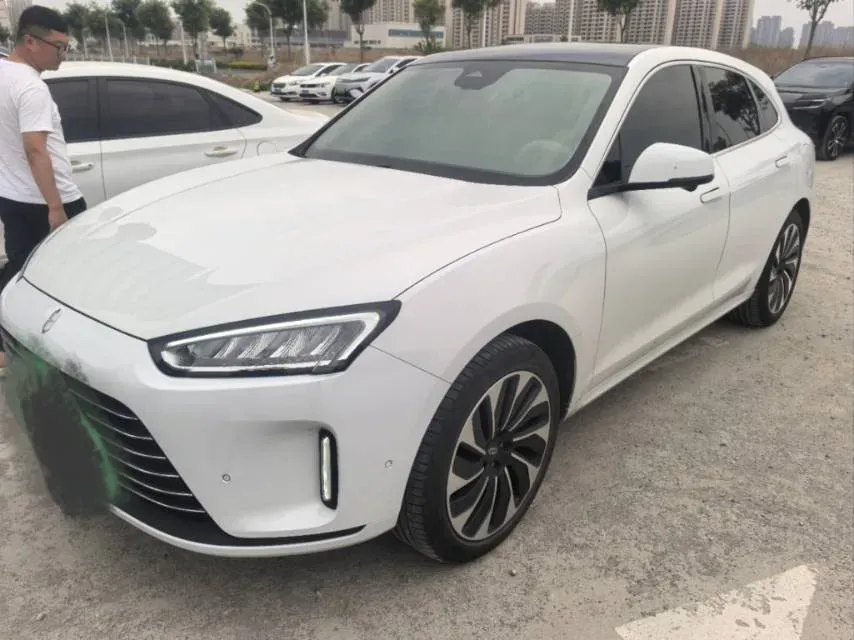 2022 Isuzu Mu-X 2.0T 220HP L4 8AT,autocango,china used car exporter,china ev exporter,chinese used car exporter,chinese used ev exporter