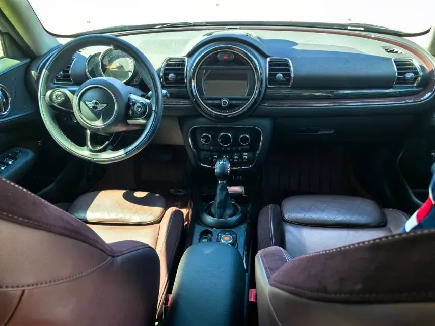 2016 MINI CLUBMAN 1.5T 136HP L3 6AT,autocango,china used car exporter,china ev exporter,chinese used car exporter,chinese used ev exporter