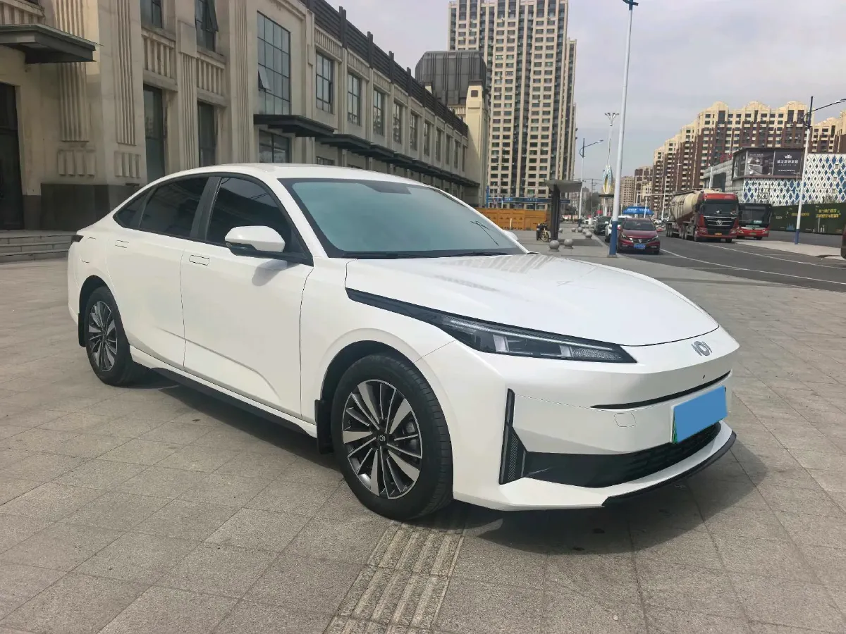 2024 ChangAn QiYuan A05 1.5L 110HP L4 E-CVT PHEV 9.07KWH,autocango,china used car exporter,china ev exporter,chinese used car exporter,chinese used ev exporter