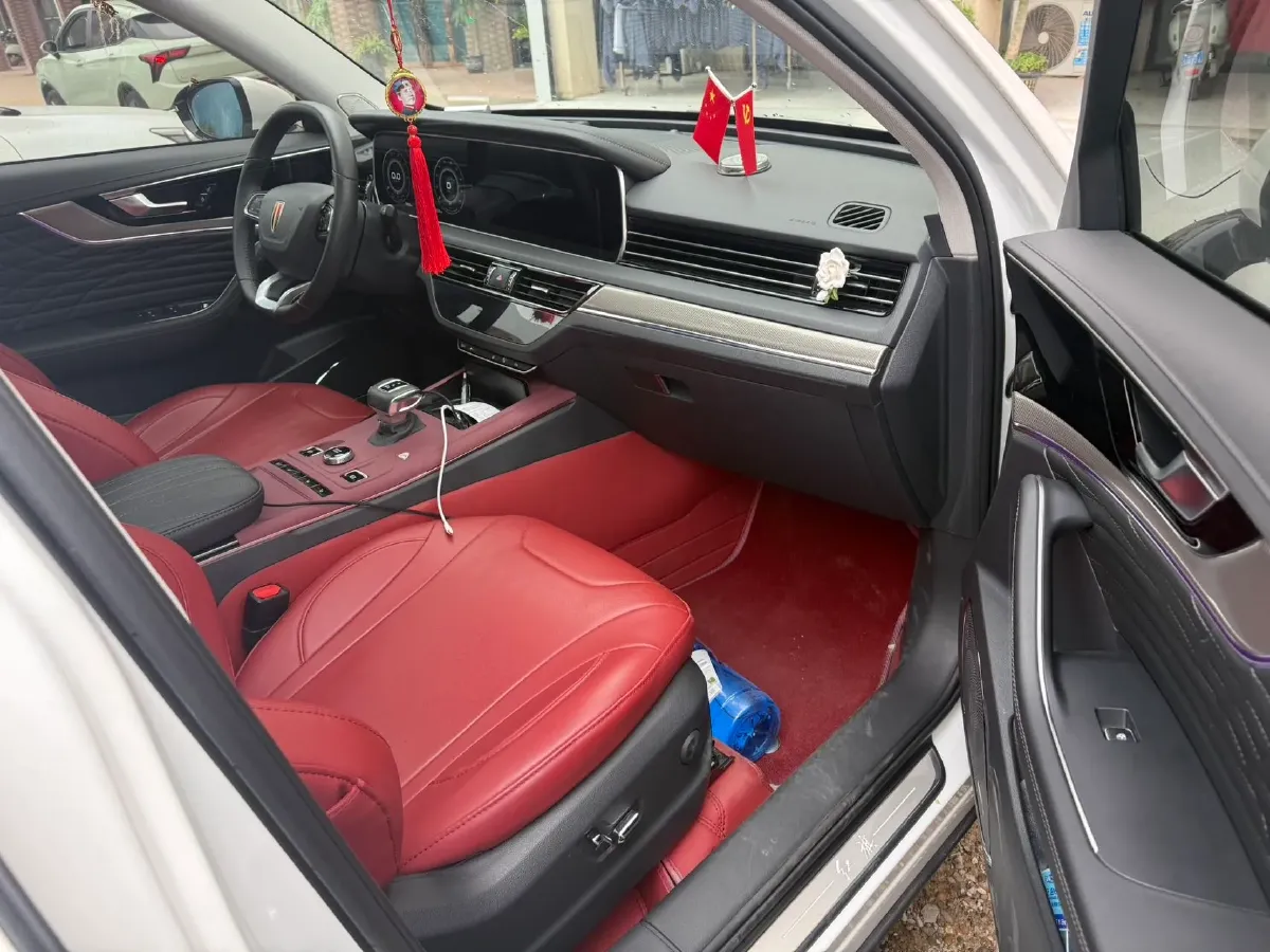 2022 HongQi HS5 2.0T 224HP L4 6AT,autocango,china used car exporter,china ev exporter,chinese used car exporter,chinese used ev exporter