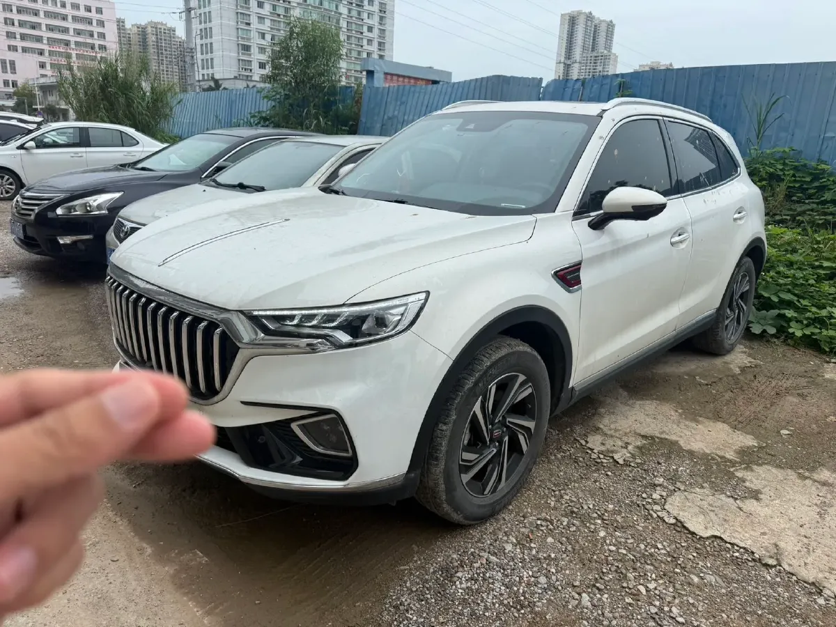 2022 HongQi HS5 2.0T 224HP L4 6AT,autocango,china used car exporter,china ev exporter,chinese used car exporter,chinese used ev exporter