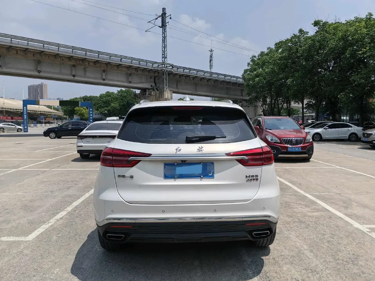 2019 HongQi HS5 2.0T 224HP L4 6AT,autocango,china used car exporter,china ev exporter,chinese used car exporter,chinese used ev exporter