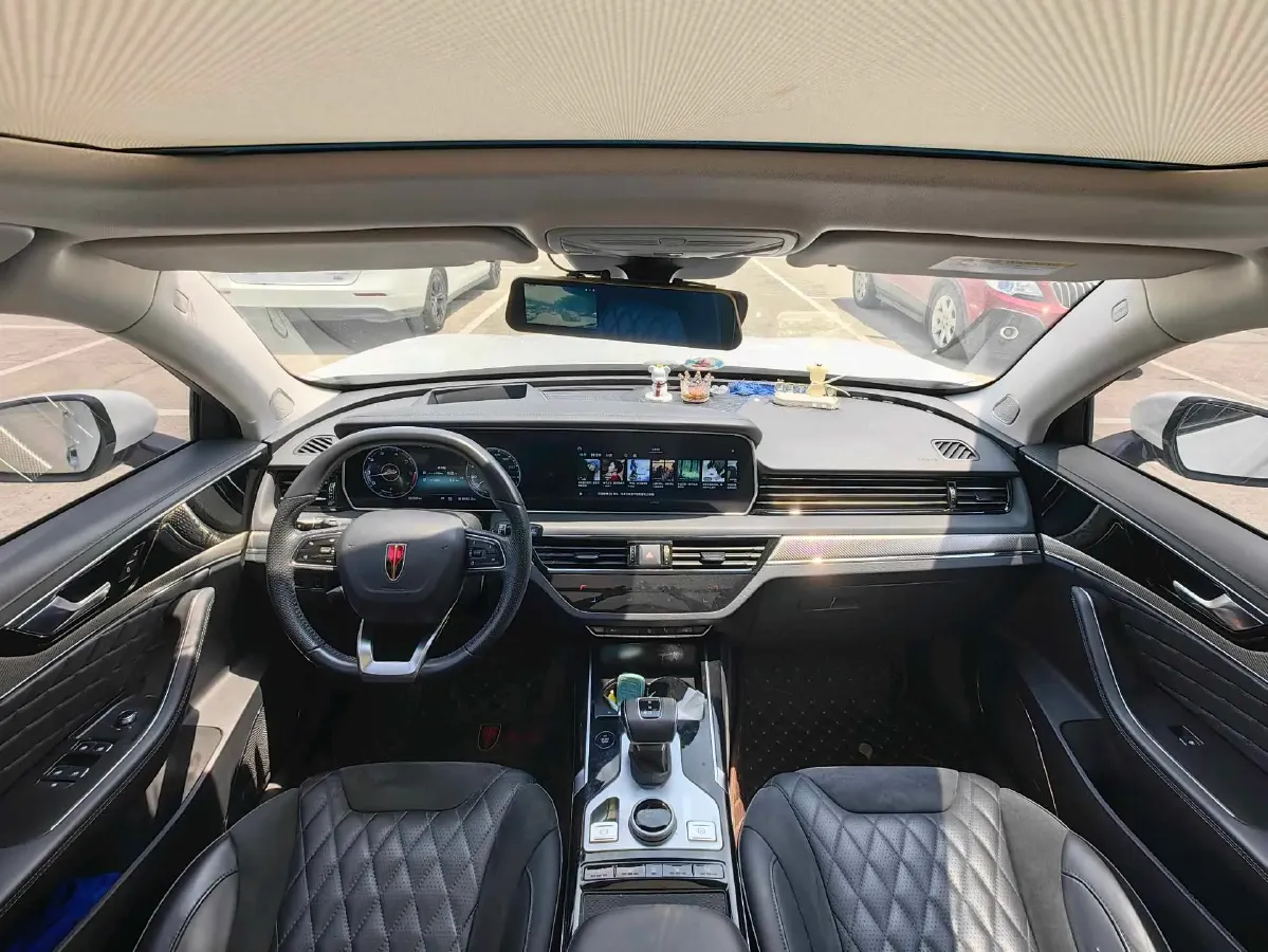 2019 HongQi HS5 2.0T 224HP L4 6AT,autocango,china used car exporter,china ev exporter,chinese used car exporter,chinese used ev exporter