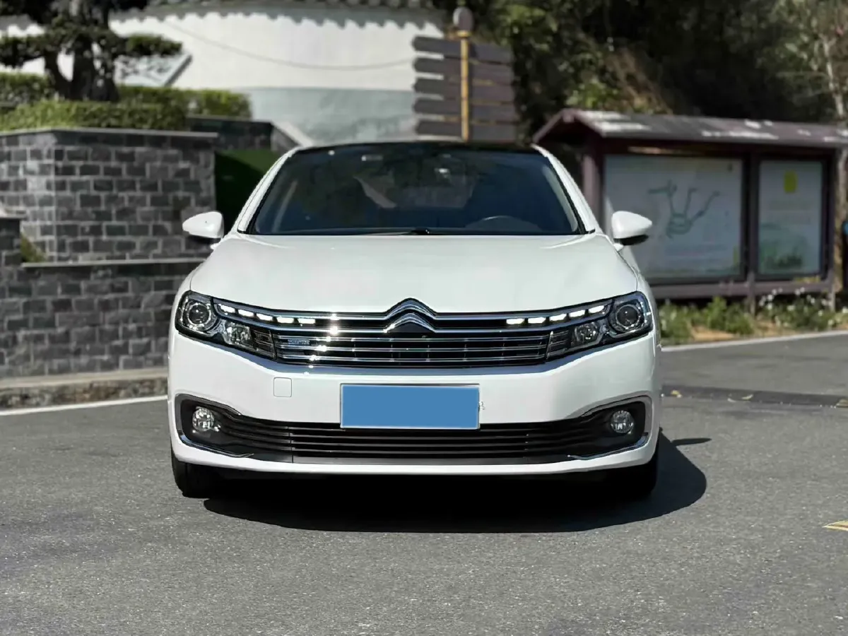 2021 Citroen C6 1.8T 211HP L4 8AT,autocango,china used car exporter,china ev exporter,chinese used car exporter,chinese used ev exporter