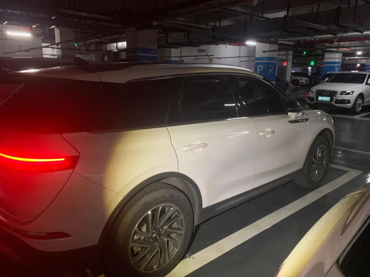 2021 Lincoln Corsair 2.0T 245HP L4 8AT,autocango,china used car exporter,china ev exporter,chinese used car exporter,chinese used ev exporter