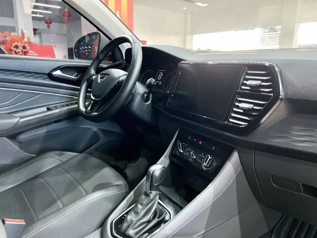 2020 Jetta VS7 1.4T 150HP L4 6AT,autocango,china used car exporter,china ev exporter,chinese used car exporter,chinese used ev exporter