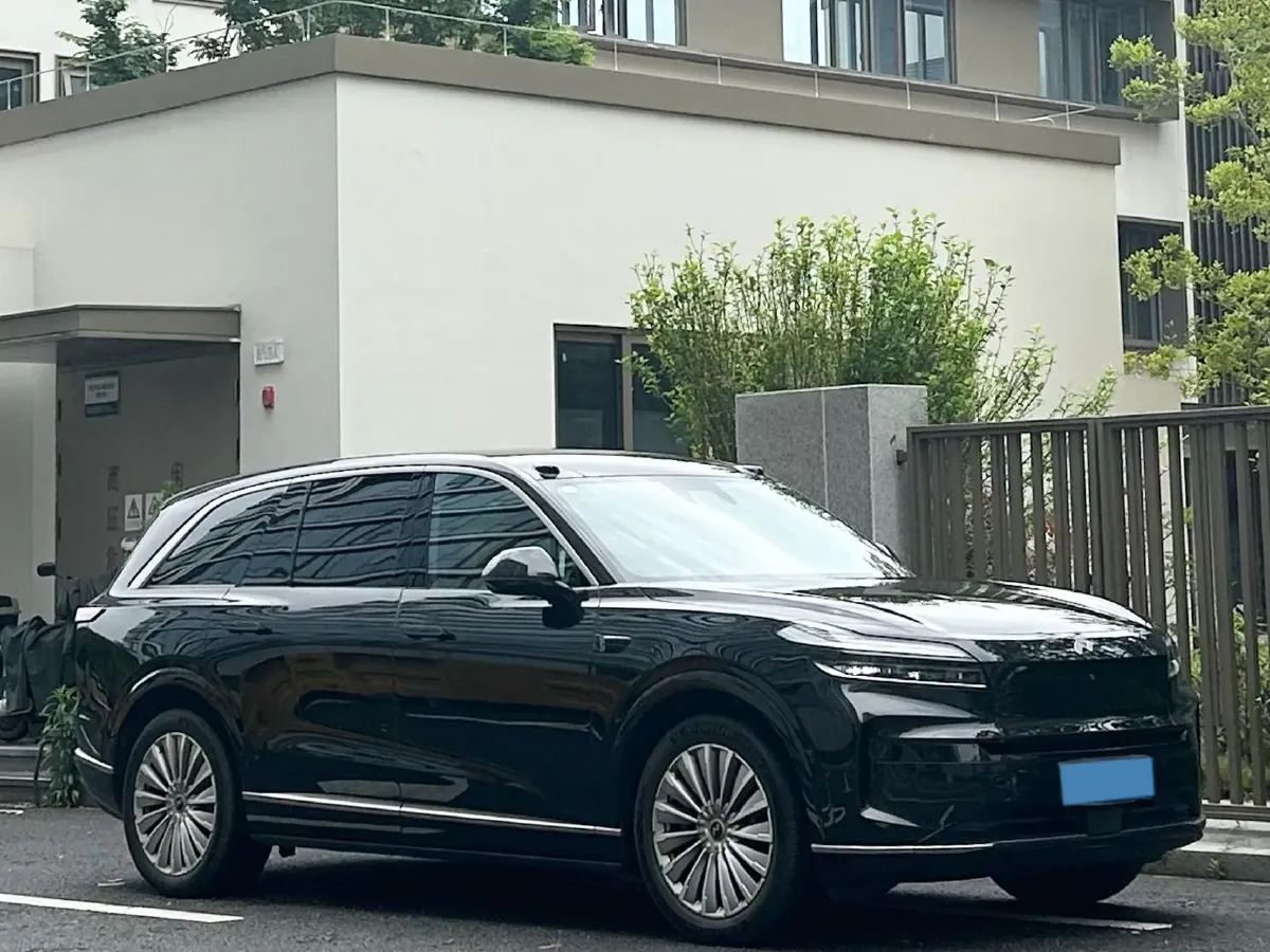2025 ONVO L90 BEV,autocango,china used car exporter,china ev exporter,chinese used car exporter,chinese used ev exporter