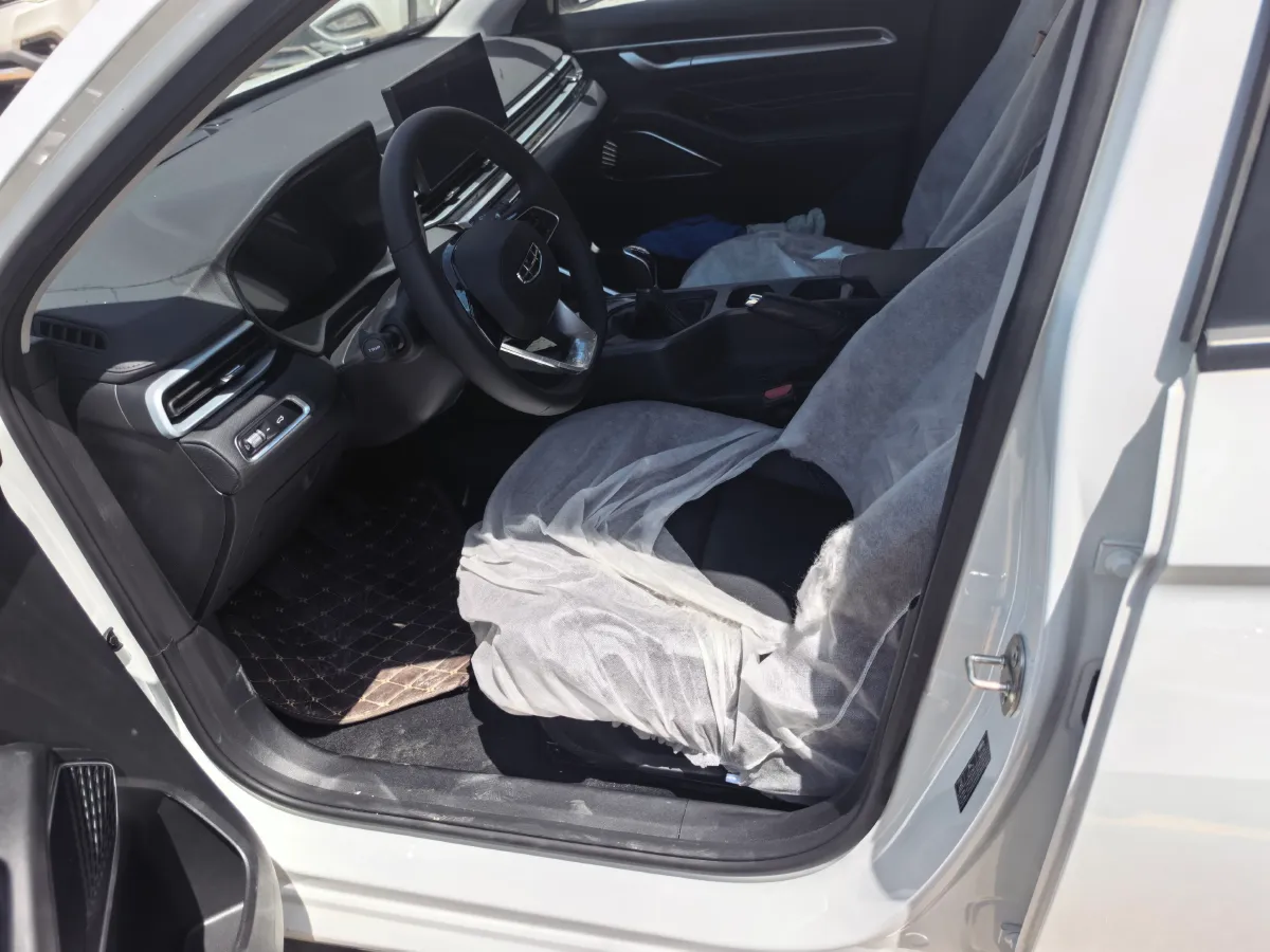 2023 Geely Emgrand 1.5L 127HP L4 5MT,autocango,china used car exporter,china ev exporter,chinese used car exporter,chinese used ev exporter