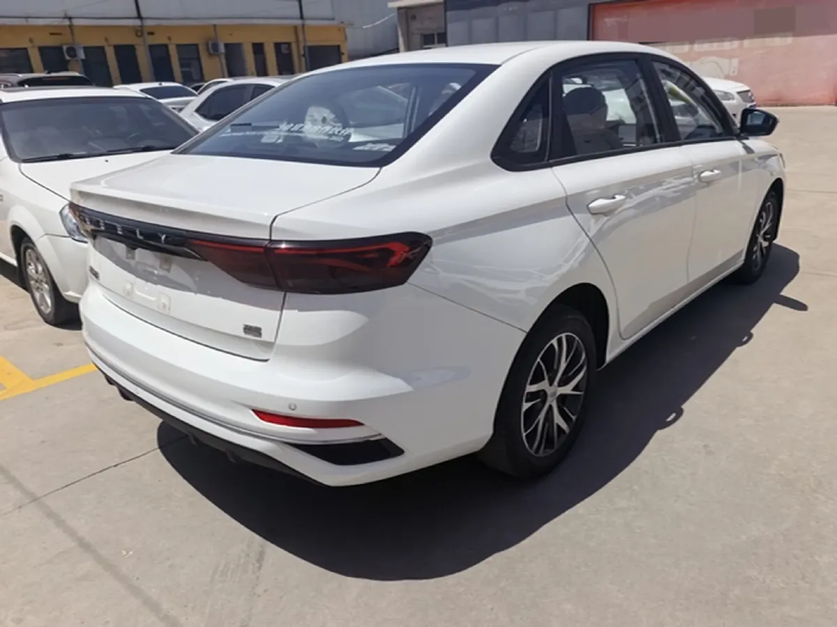 2023 Geely Emgrand 1.5L 127HP L4 5MT,autocango,china used car exporter,china ev exporter,chinese used car exporter,chinese used ev exporter