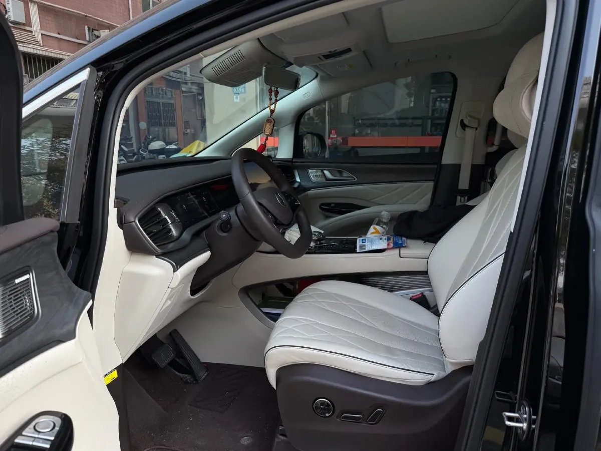 2024 Denza D9 1.5T 139HP L4 E-CVT PHEV 40KWH,autocango,china used car exporter,china ev exporter,chinese used car exporter,chinese used ev exporter