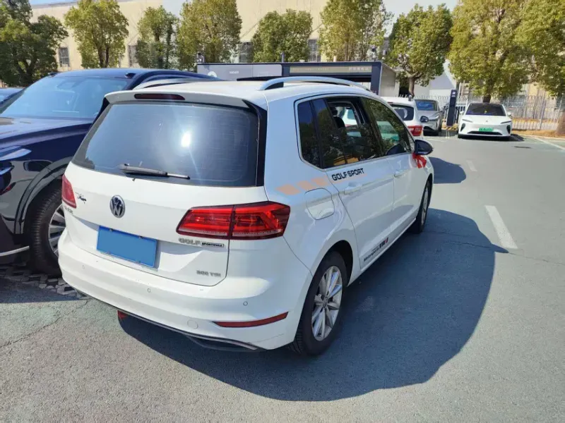 2019 Volkswagen Golf Sportsvan 1.4T 150HP L4 7DCT,autocango,china used car exporter,china ev exporter,chinese used car exporter,chinese used ev exporter