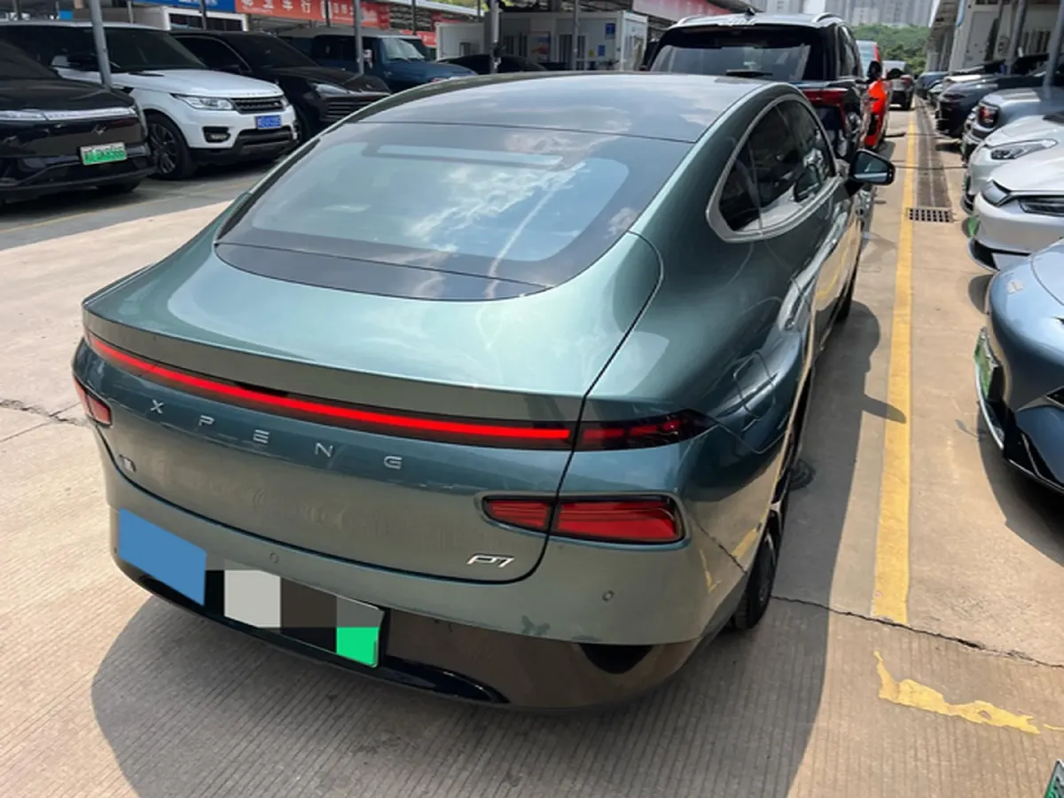 2023 Xpeng P7 BEV 86.2KWH,autocango,china used car exporter,china ev exporter,chinese used car exporter,chinese used ev exporter