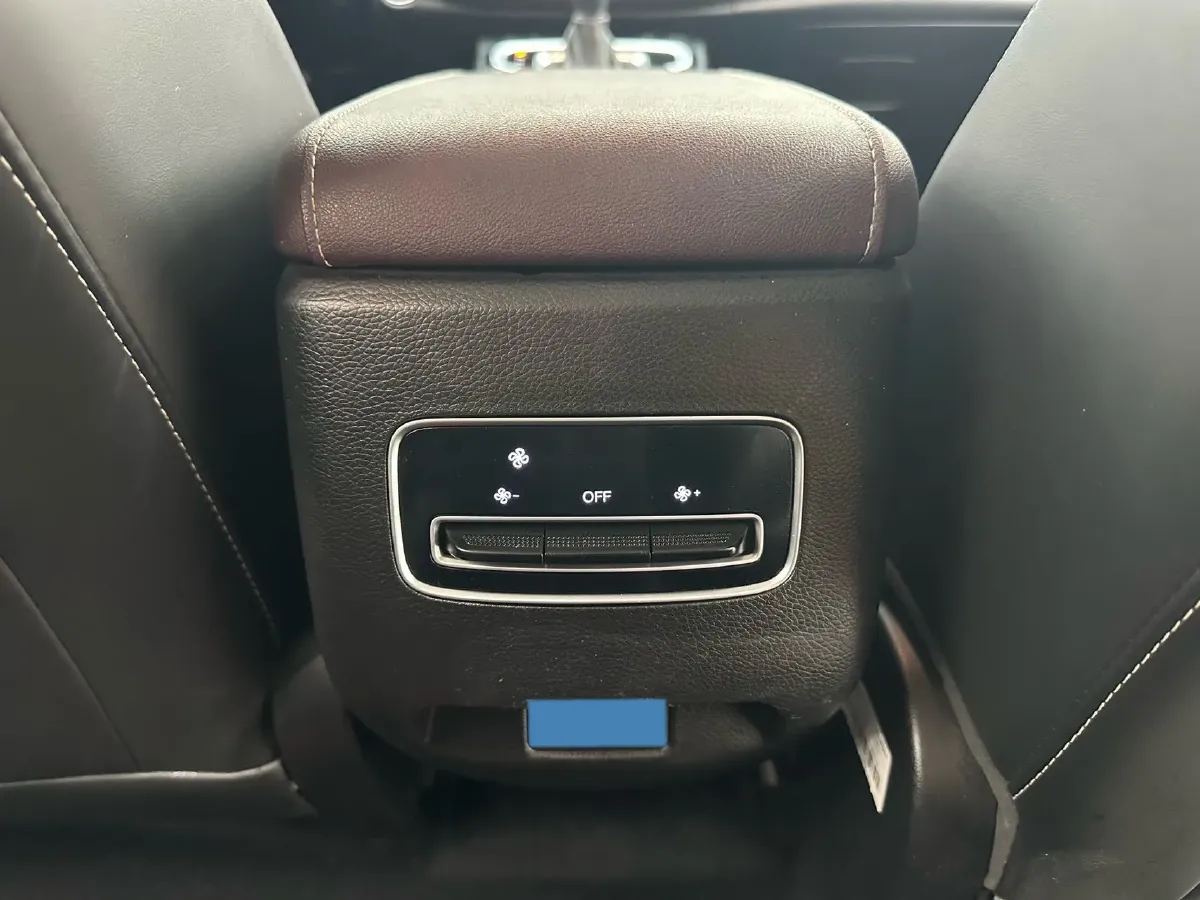 2021 GAC Trumpchi M6 1.5T 169HP L4 7DCT,autocango,china used car exporter,china ev exporter,chinese used car exporter,chinese used ev exporter