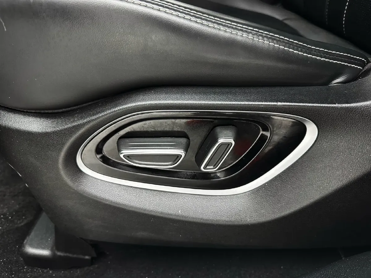 2021 GAC Trumpchi M6 1.5T 169HP L4 7DCT,autocango,china used car exporter,china ev exporter,chinese used car exporter,chinese used ev exporter