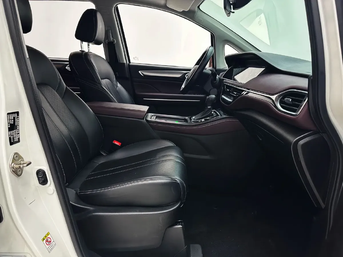 2021 GAC Trumpchi M6 1.5T 169HP L4 7DCT,autocango,china used car exporter,china ev exporter,chinese used car exporter,chinese used ev exporter