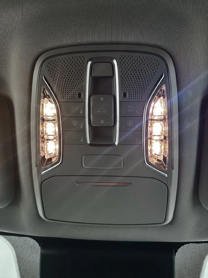 2021 GAC Trumpchi M6 1.5T 169HP L4 7DCT,autocango,china used car exporter,china ev exporter,chinese used car exporter,chinese used ev exporter