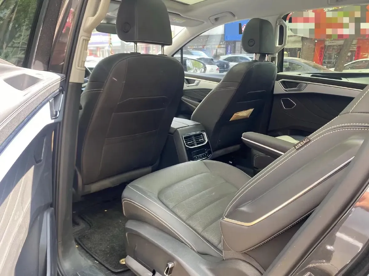 2024 Volkswagen Talagon 2.0T 220HP L4 7DCT,autocango,china used car exporter,china ev exporter,chinese used car exporter,chinese used ev exporter