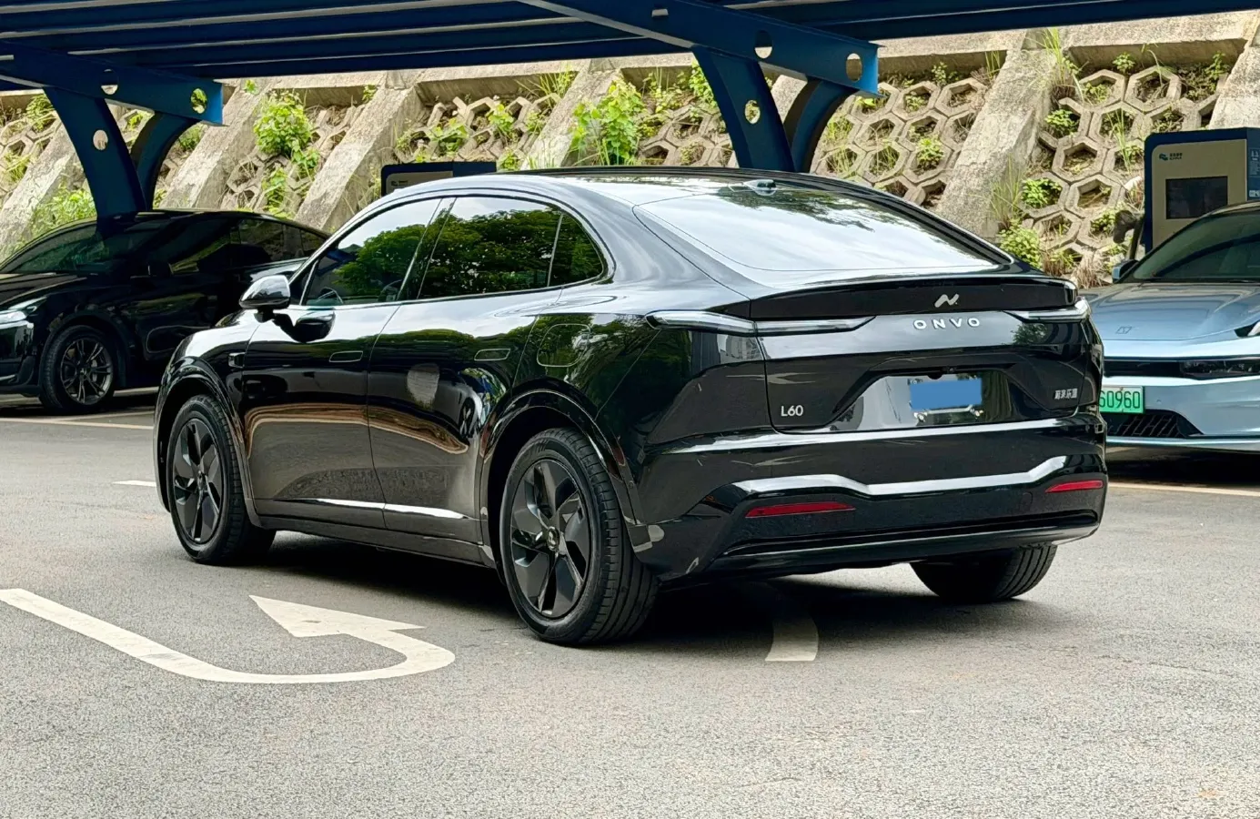 2024 ONVO L60 BEV 60KWH,autocango,china used car exporter,china ev exporter,chinese used car exporter,chinese used ev exporter