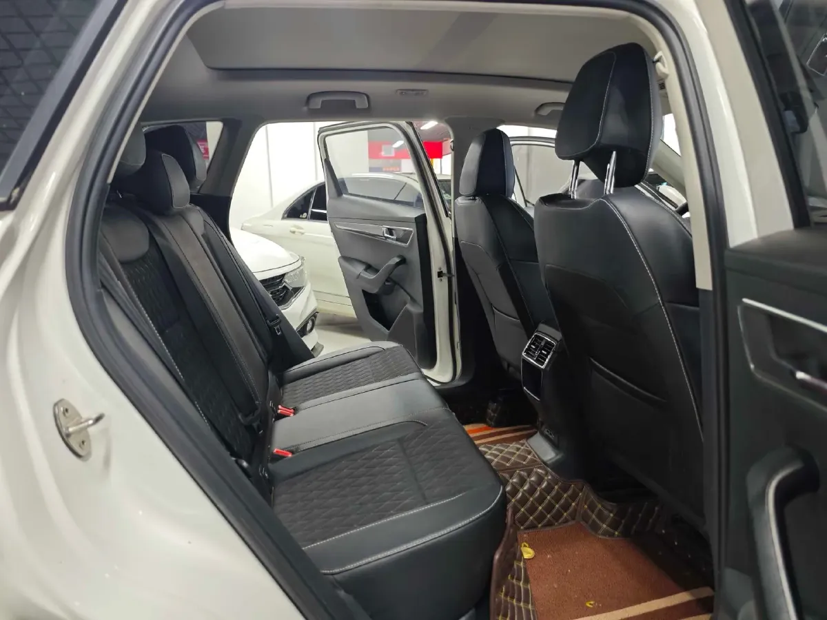 2018 Skoda Octavia 1.4T 150HP L4 7DCT,autocango,china used car exporter,china ev exporter,chinese used car exporter,chinese used ev exporter