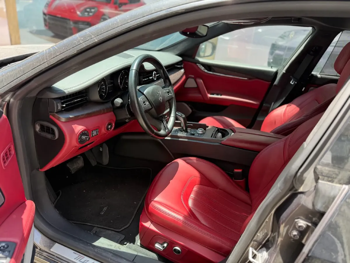 2022 Maserati Quattroporte 3.0T 350HP V6 8AT,autocango,china used car exporter,china ev exporter,chinese used car exporter,chinese used ev exporter