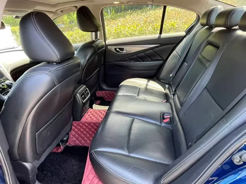 2018 Jeep Grand Commander 2.0T 265HP L4 9AT,autocango,china used car exporter,china ev exporter,chinese used car exporter,chinese used ev exporter