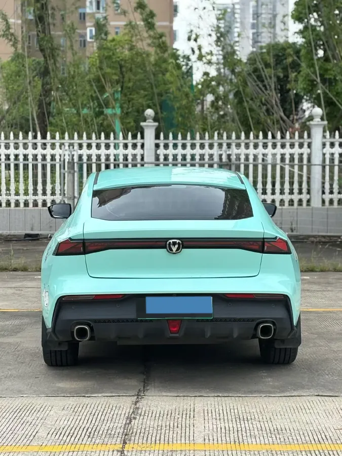 2023 ChangAn UNI-V iDD 1.5T 170HP L4 6TCT PHEV 18.4KWH,autocango,china used car exporter,china ev exporter,chinese used car exporter,chinese used ev exporter