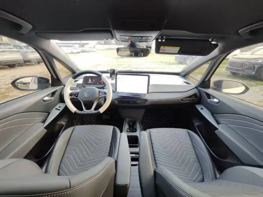 2025 MAXUS XinTu V80 2.0T 147HP L4 6AMT,autocango,china used car exporter,china ev exporter,chinese used car exporter,chinese used ev exporter