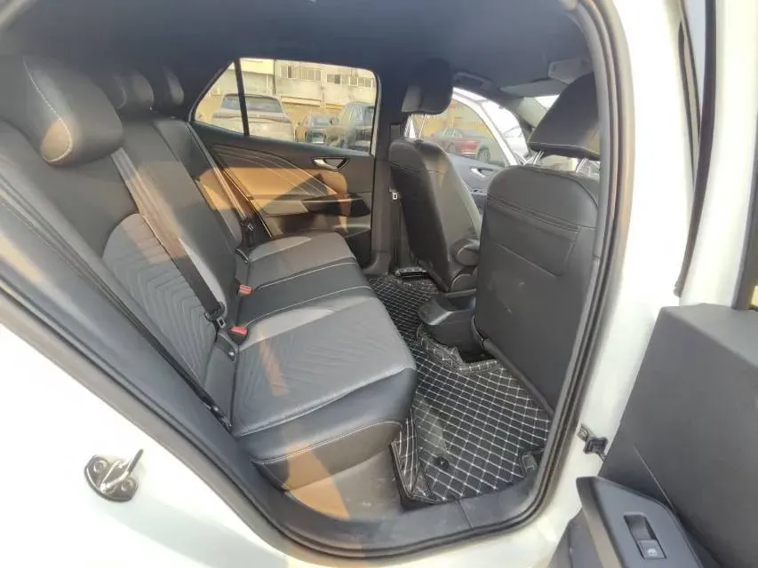 2025 MAXUS XinTu V80 2.0T 147HP L4 6AMT,autocango,china used car exporter,china ev exporter,chinese used car exporter,chinese used ev exporter