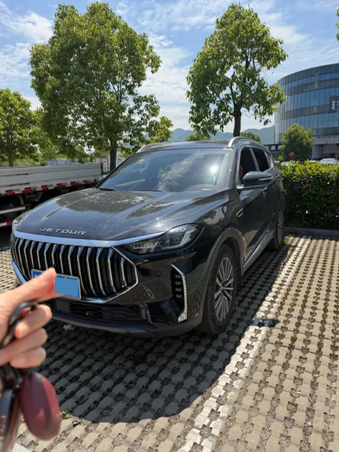 2023 ChangAn Oshan X7 Plus 1.5T 188HP L4 7DCT,autocango,china used car exporter,china ev exporter,chinese used car exporter,chinese used ev exporter