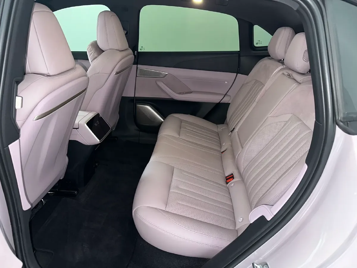 2024 ONVO L60 BEV 60KWH,autocango,china used car exporter,china ev exporter,chinese used car exporter,chinese used ev exporter