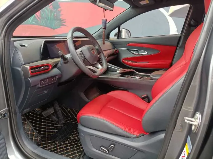 2020 ChangAn UNI-T 1.5T 180HP L4 7DCT,autocango,china used car exporter,china ev exporter,chinese used car exporter,chinese used ev exporter